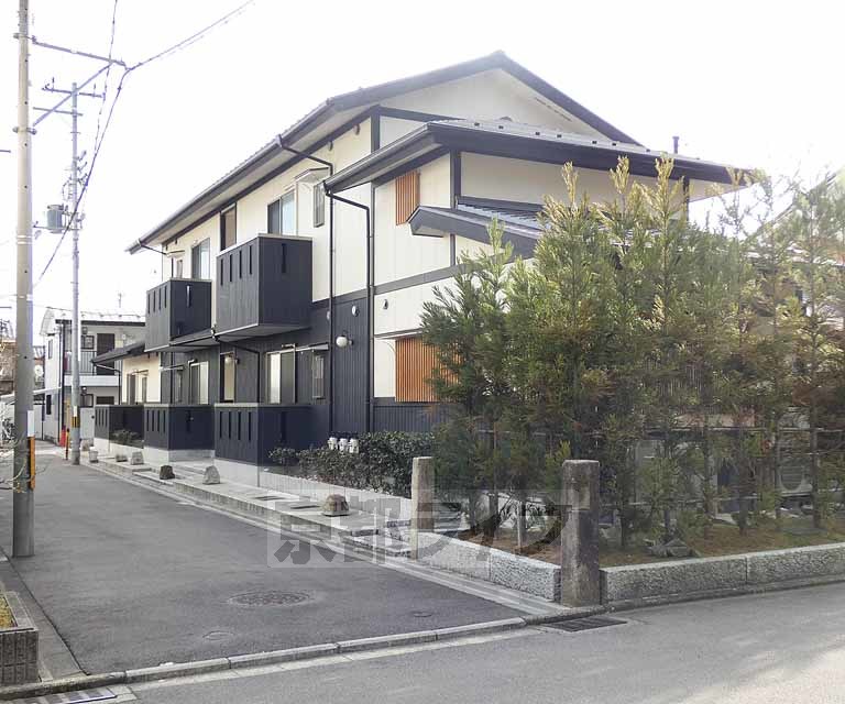 建物外観　建物入口です。