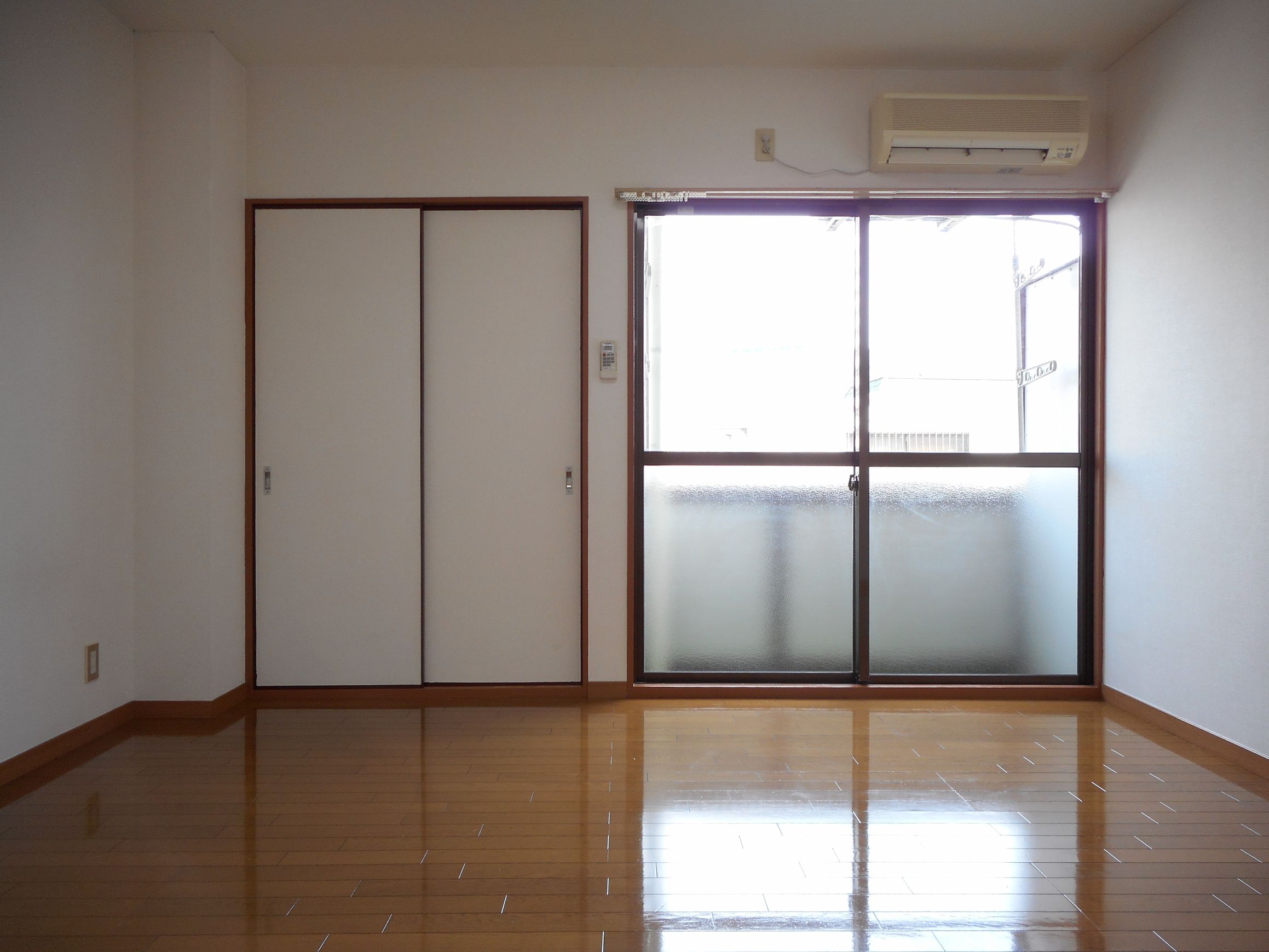 その他部屋・スペース　洋室8帖