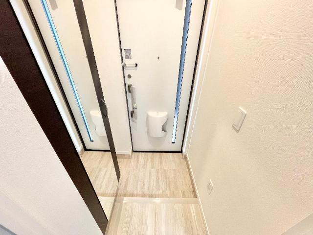 玄関　玄関（イメージ）