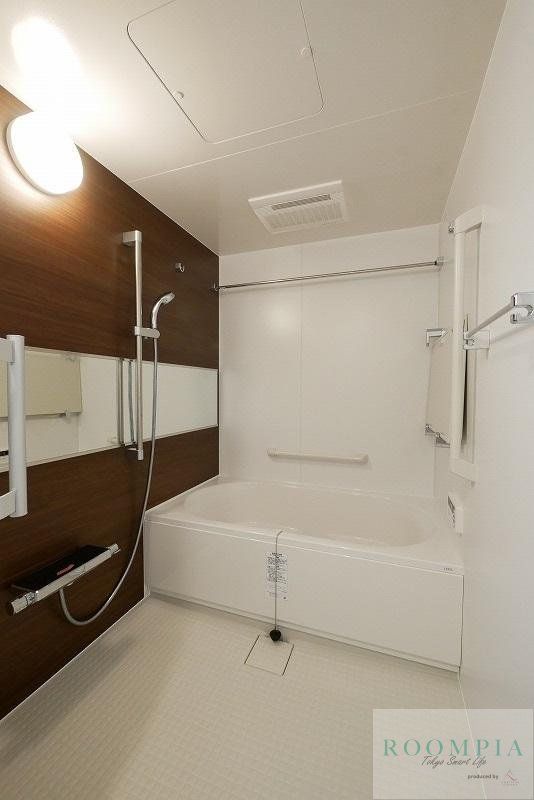 バス・シャワールーム　バス