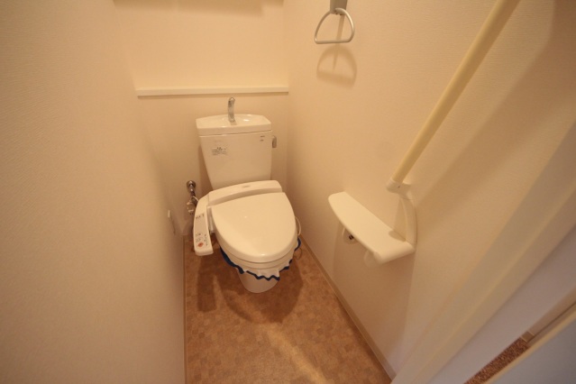 トイレ　同型タイプ