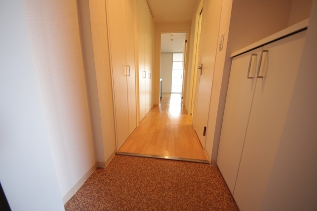 玄関　同型タイプ