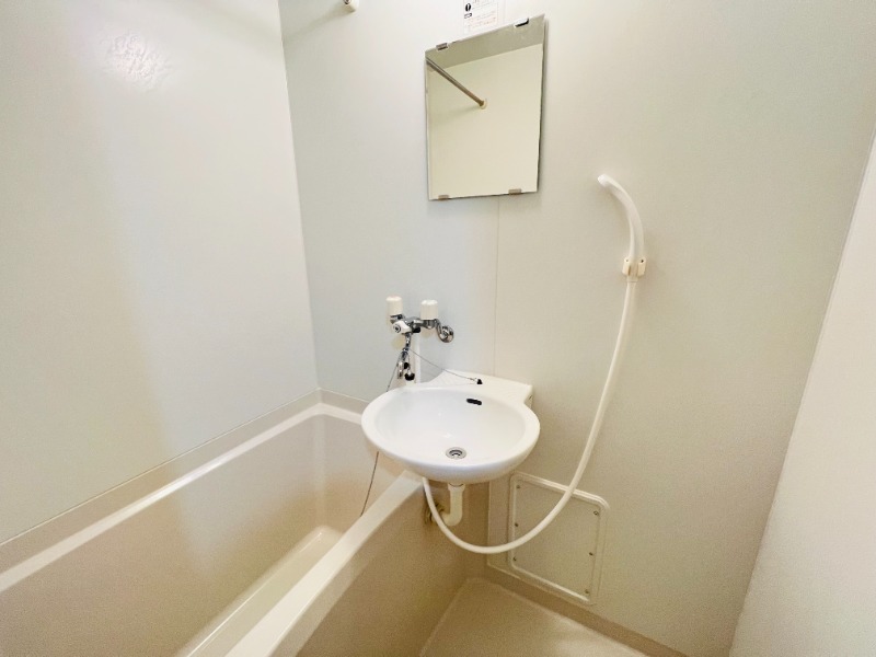 バス・シャワールーム　別号室