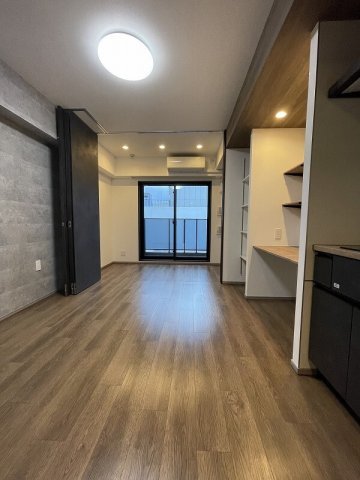 居室・リビング　開放感のあるゆったりとしたお部屋です♪