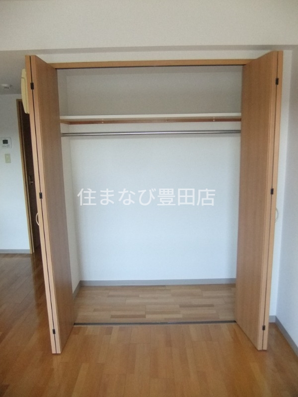 収納　同型タイプ