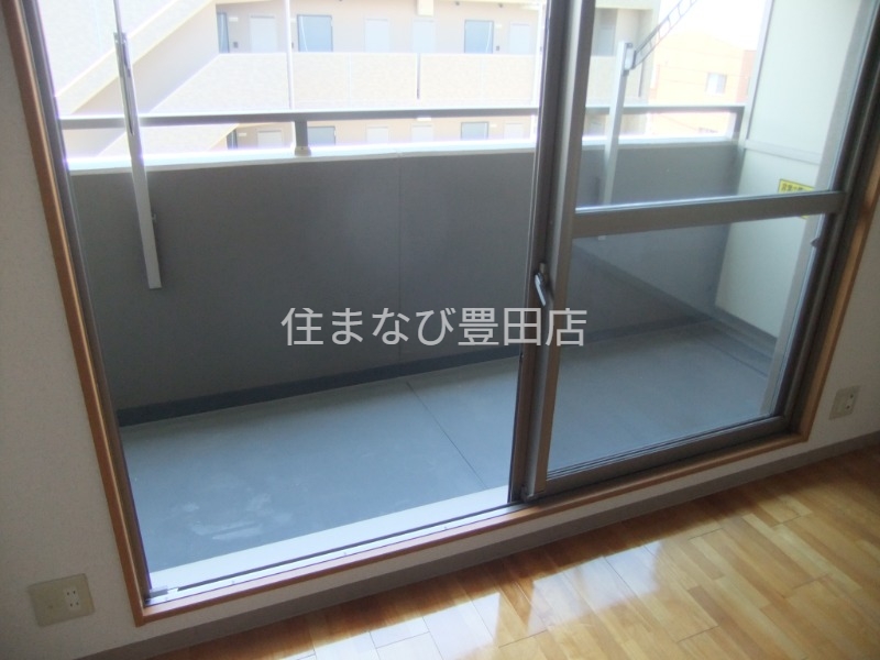 バルコニー　同型タイプ