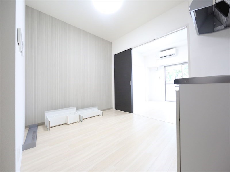 その他　ＤＫ6.9帖　洋室6帖　つなげても仕切っても使えます