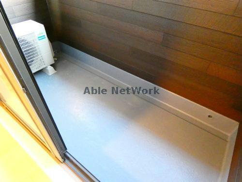 バルコニー　201