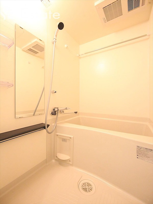 バス・シャワールーム　バスルーム