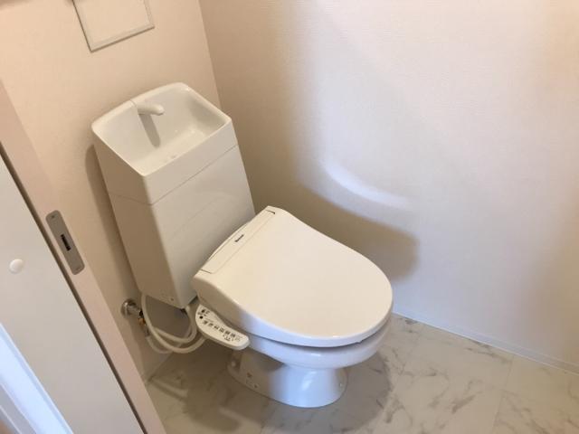 トイレ　シャワー付トイレ