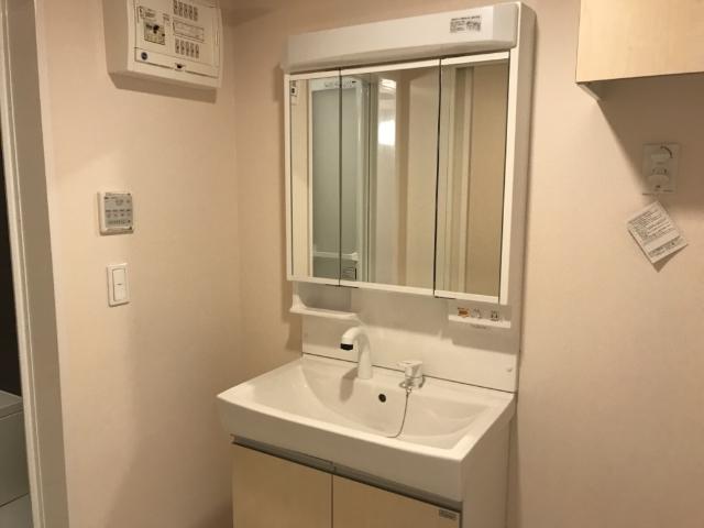 洗面設備　洗髪洗面化粧台