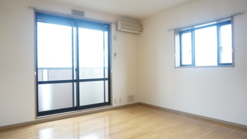 居室・リビング　図面と現状に相違がある場合には現状を優先