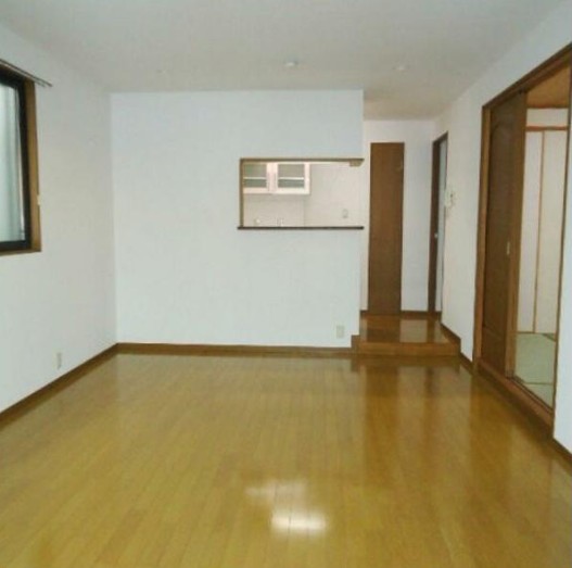 居室・リビング　開放感のある室内♪