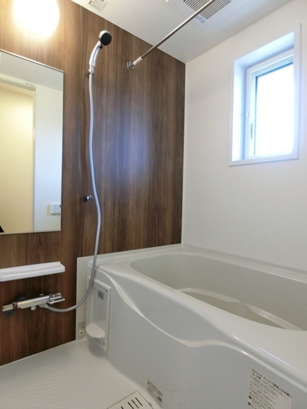 バス・シャワールーム　図面と現状に相違がある場合には現状を優先