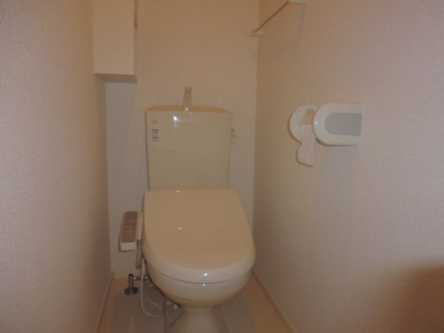 トイレ　シャワー付きトイレ