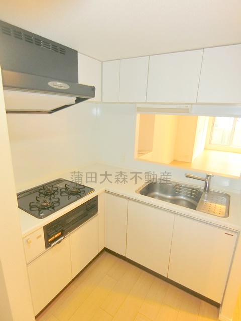 キッチン　3口ガスグリル付システムキッチン