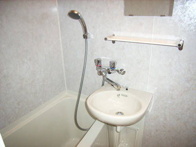 バス・シャワールーム　※同間取り別室参考写真