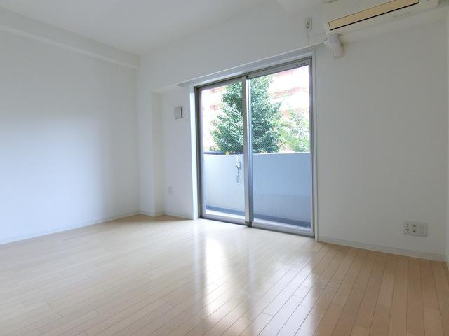 居室・リビング　※別室参考写真です。