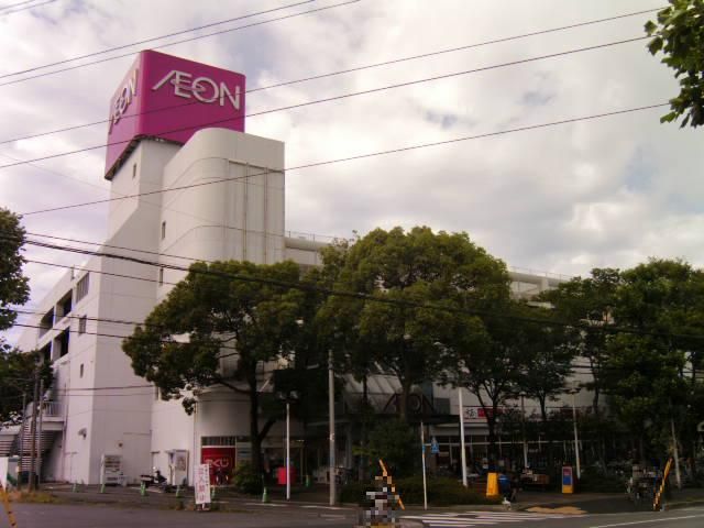 スーパー　イオン駒岡店（スーパー）まで371m