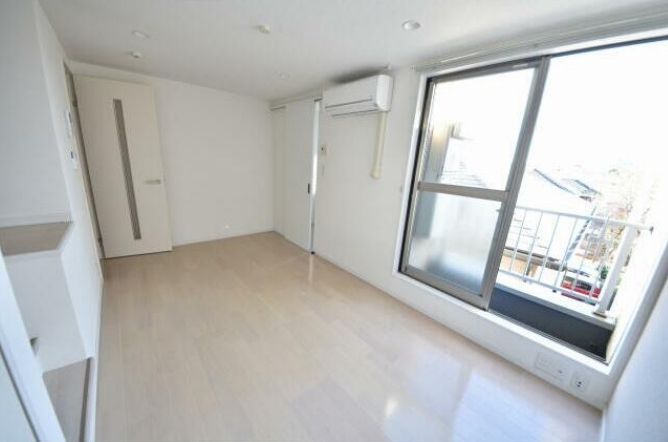 居室・リビング　きれいなリビング！