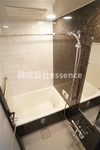 バス・シャワールーム　弊社ではオンライン対応・現地対応可能です♪