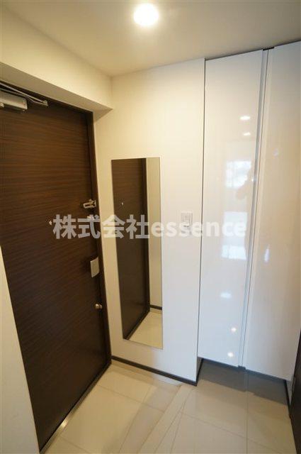 玄関　弊社ではオンライン対応・現地対応可能です♪