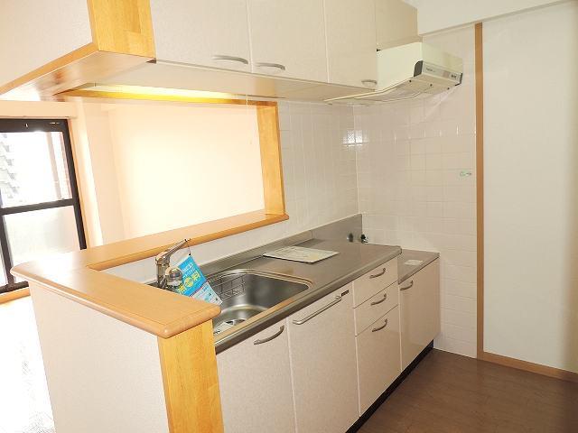 キッチン　キッチン