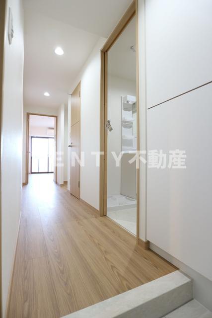 玄関　落ち着いた玄関です