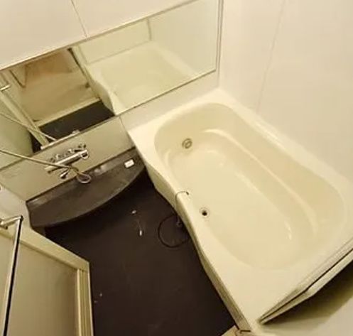 バス・シャワールーム　ゆっくりバスタイムをお楽しみください☆