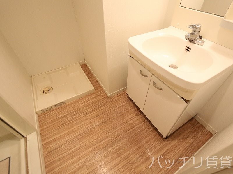 洗面設備　※写真は同マンション、同タイプの為、現状を優先します。