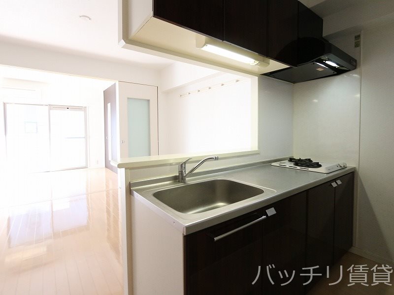 キッチン　※写真は同マンション、同タイプの為、現状を優先します。