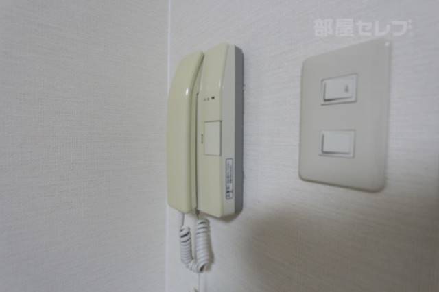 セキュリティ　※１０２号室内装写真参照