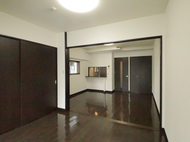 居室・リビング　※別室の参考写真の為、現況優先です。