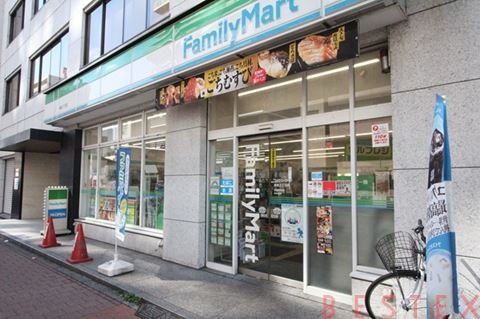 コンビニ　ファミリーマート湯島一丁目店（コンビニ）まで84m