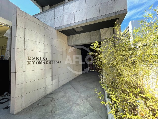 エントランス　エスライズ京町堀　エントランス