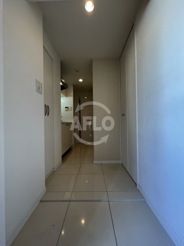 玄関　エスライズ京町堀　玄関