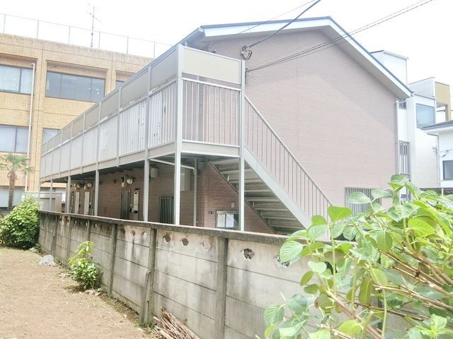 建物外観　☆バス、トイレ、洗面所別の物件☆