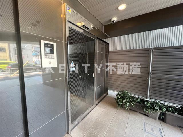 エントランス　建物の内部です