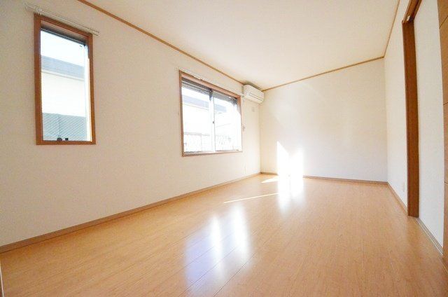 居室・リビング　♪明るい居室空間♪