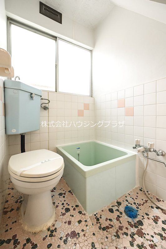 バス・シャワールーム　バスルーム（トイレ同室）