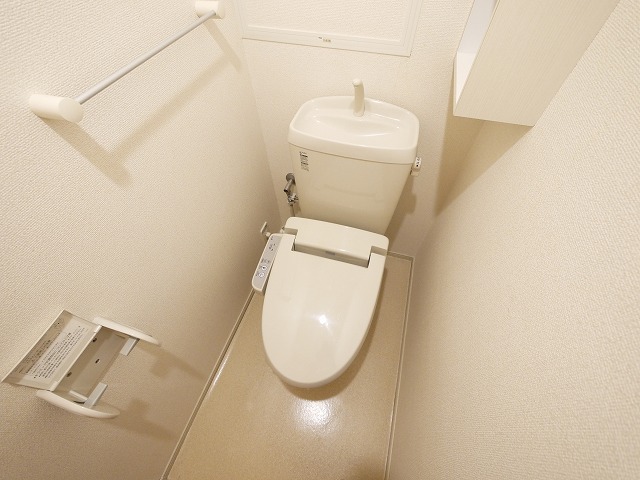 トイレ　清潔感のあるトイレです