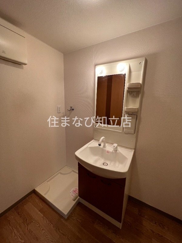 洗面設備　同型別部屋写真