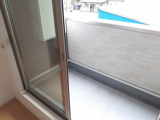 バルコニー　バルコニーがあります