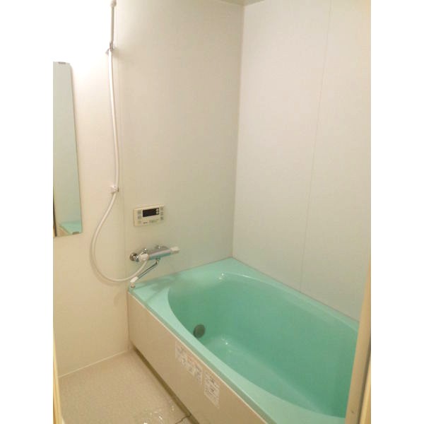 バス・シャワールーム　※同タイプのお部屋のものとなります。