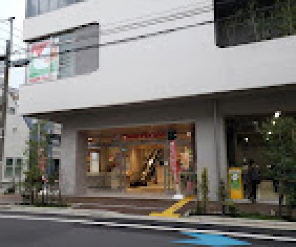スーパー　ヨークフーズwithザ・ガーデン自由が丘西落合店（スーパー）まで324m
