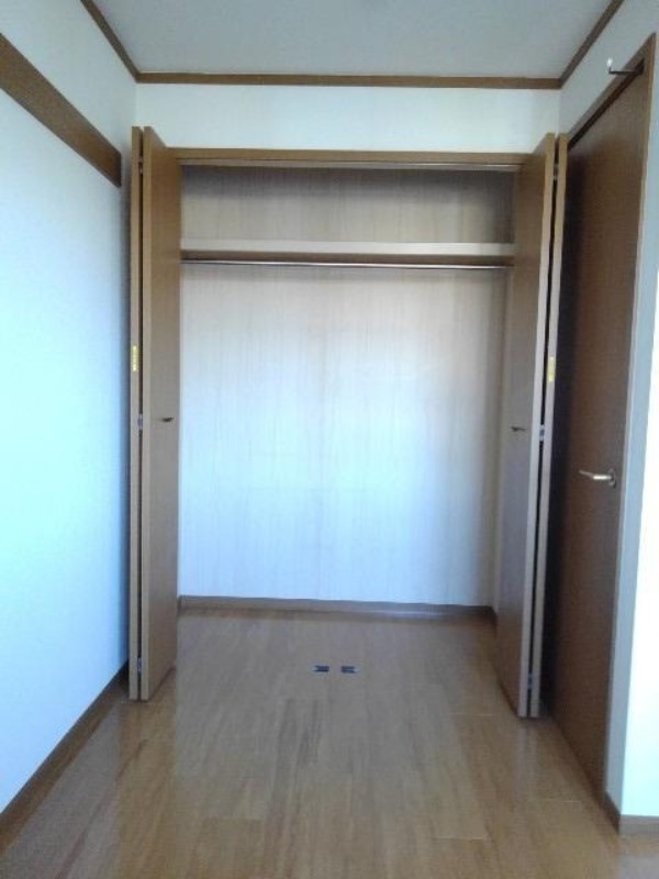収納　図面と現状に相違がある場合には現状を優先