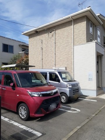 駐車場　駐車場完備です