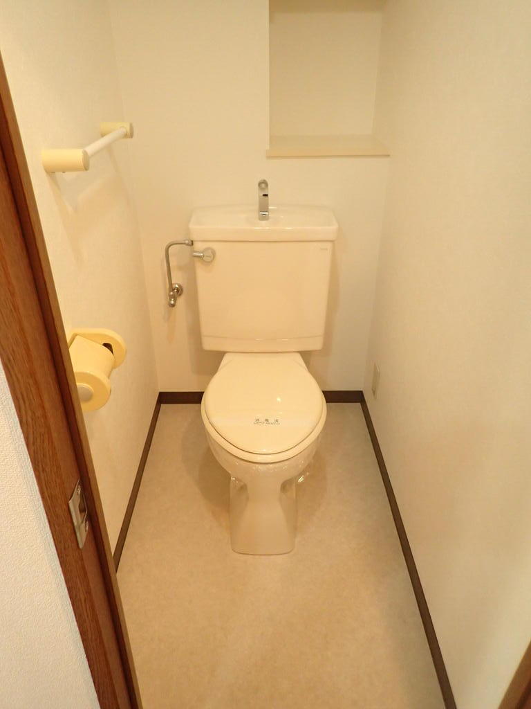 ライオンズマンション熊取第2のトイレ写真