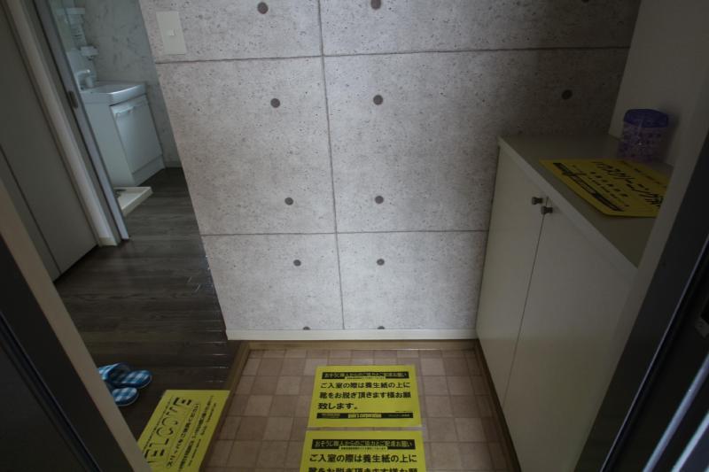 玄関　玄関です。