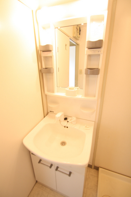 洗面設備　※他のお部屋のお写真です